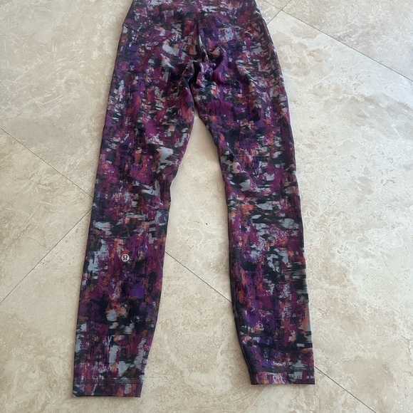 lululemon athletica Women's Wonder Train High Rise Size 6 Cinder Flash Leggings - Picture 4 of 10